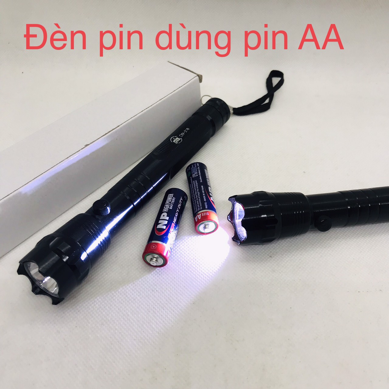 Đèn Pin LED CYX-210 siêu sáng sử dụng 2 pin tiểu AA dùng chiếu sáng vào ban đêm hoặc tìm kiếm đồ vật [ tặng kèm pin]