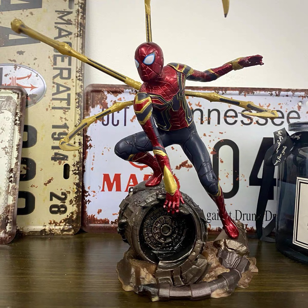 Mô hình spider man infinity war artfx