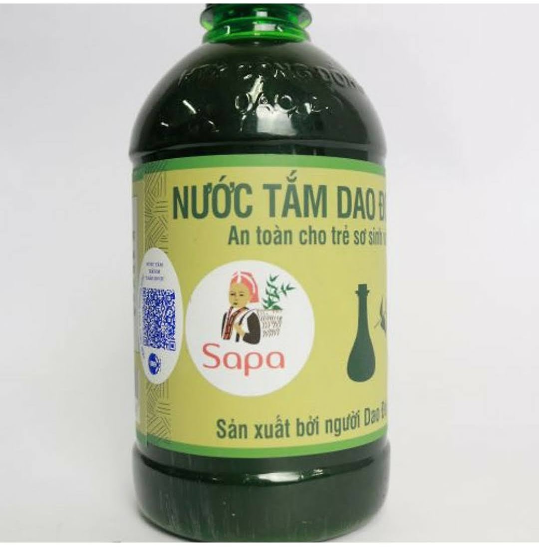 Nước tắm dao đỏ trẻ em chai 500ml