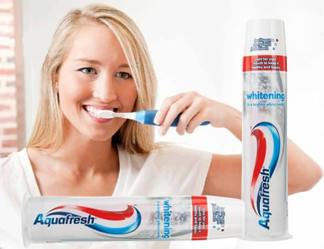 Kem Đánh Răng Aquafresh Family Protection Fresh & Minty 100ml