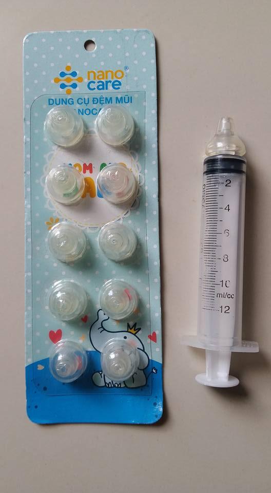 Vỉ 10 núm silicon đệm rửa mũi cho bé tặng 01 xilanh rửa mũi
