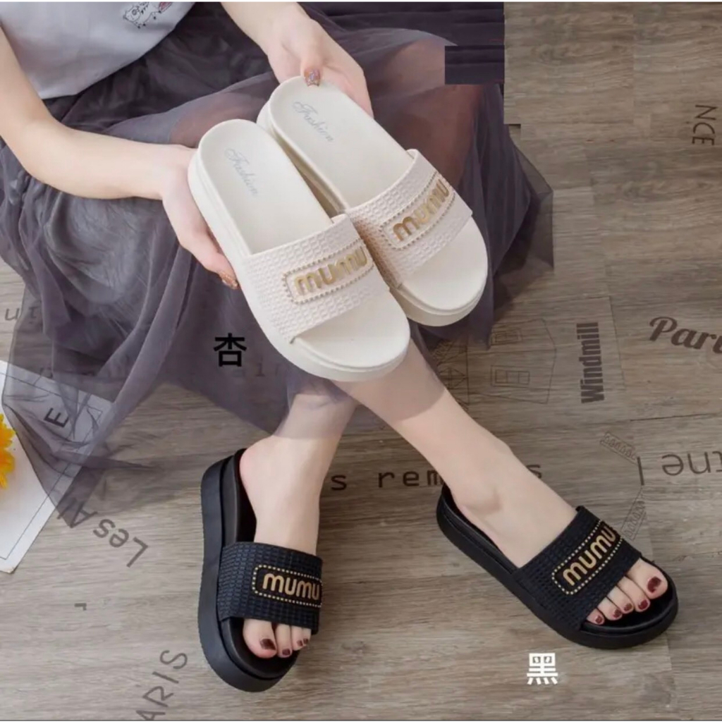 Dép nữ đế cao 5p mumu siêu hot-dép đẹp dập nổi ánh vàng xiêu xinh