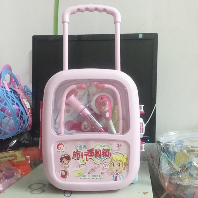 Vali kéo bác sỹ
