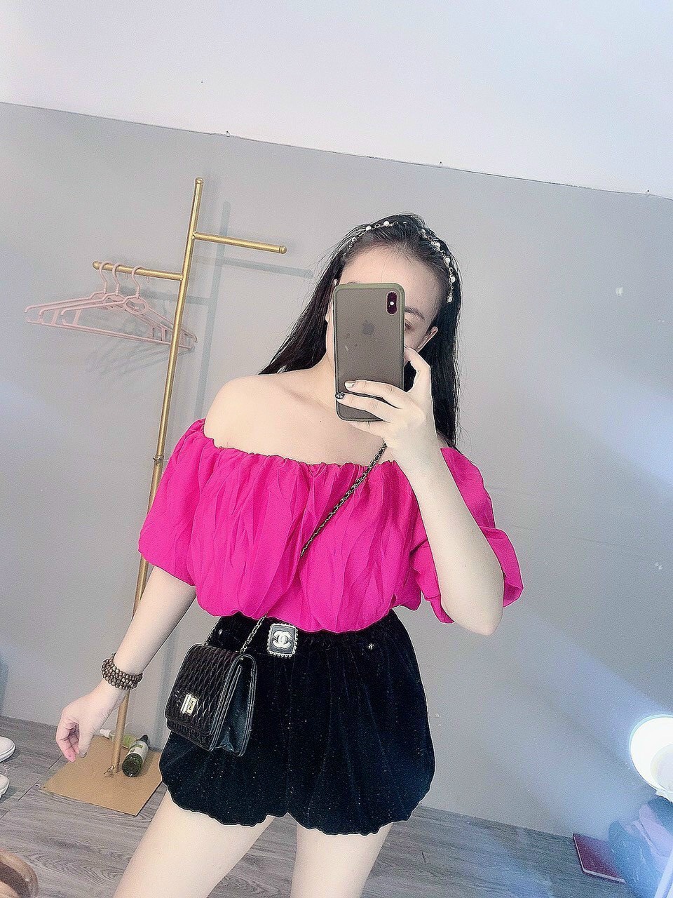 Áo croptop trễ vai tay phồng croptop 2 lớp dày dặn gongzu store tay phồng bèo nhún cá tính