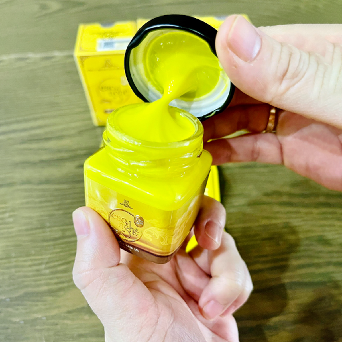 Kem Cao Nghệ Collagen x3 Đông Anh