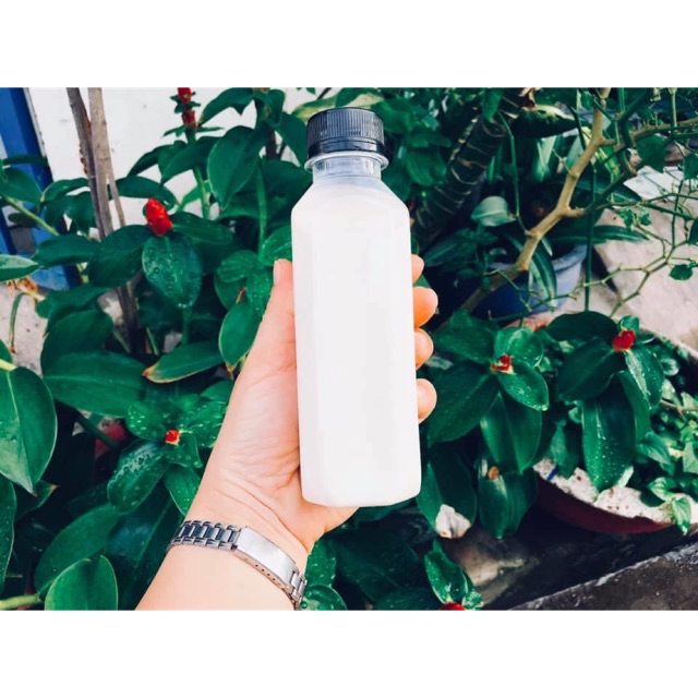 50 Chai nhựa Pet nắp đen nhỏ dọn 100ml, 250ml đựng trà sữa, nước ép tiện lợi - Bếp xanh thiên bình
