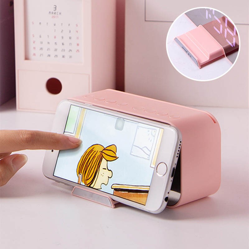 [HCM]{ BẢO HÀNH 2 NĂM }LOA BLUETOOTH D88 KIÊM ĐỒNG HỒ  GIÁ ĐỠ ĐIỆN THOẠI  FM  NHIỆT ĐỘ ÂM THANH  CHỐNG ỒN  TĂNG CƯỜNG ÂM BASS  CHỐNG NƯỚC IPX7  GƯƠNG SOI RÕ NÉT