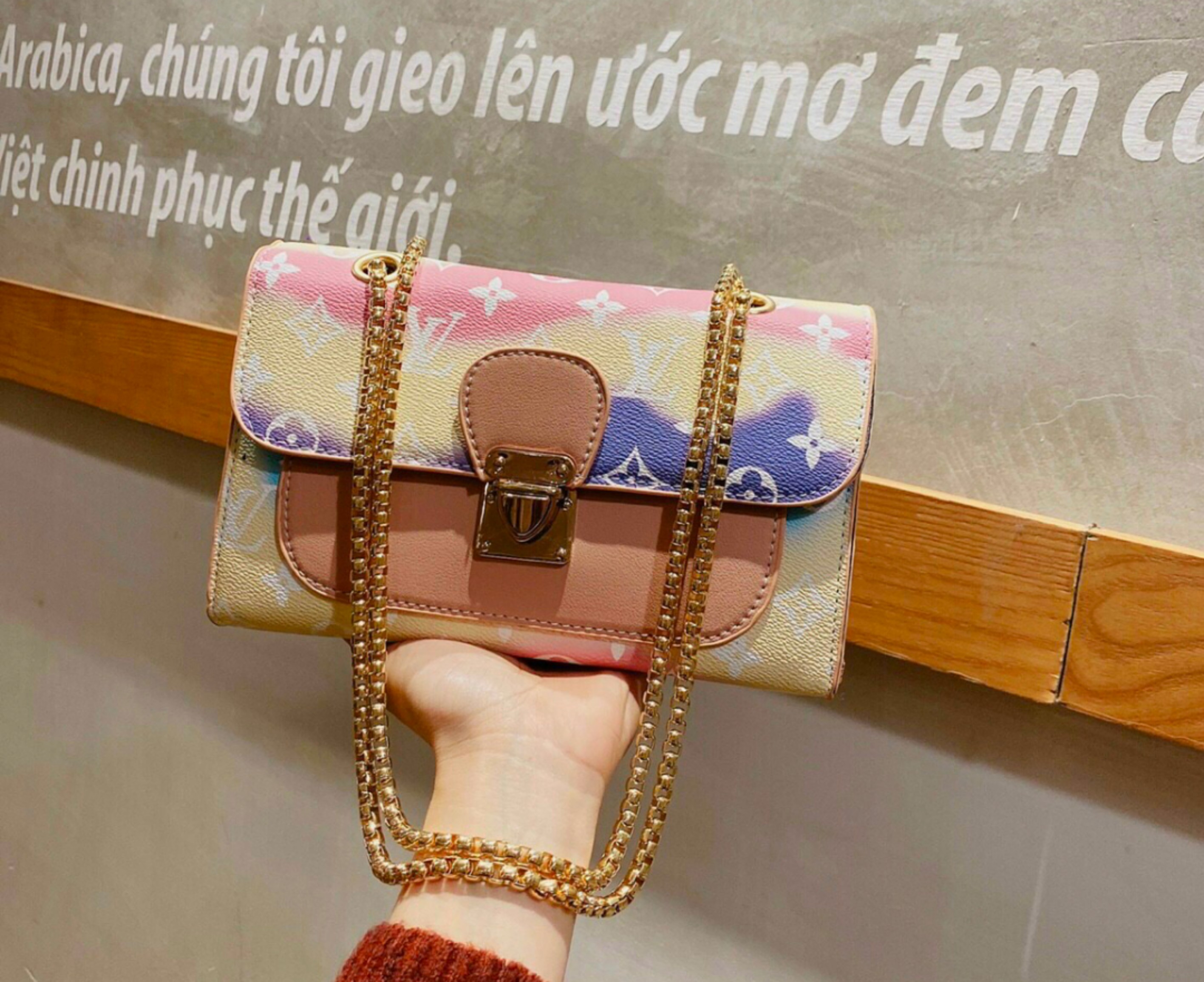 Túi nữ/đeo chéo 3 ngăn có hoạ tiết mùa xuân -mẫu mới 2021