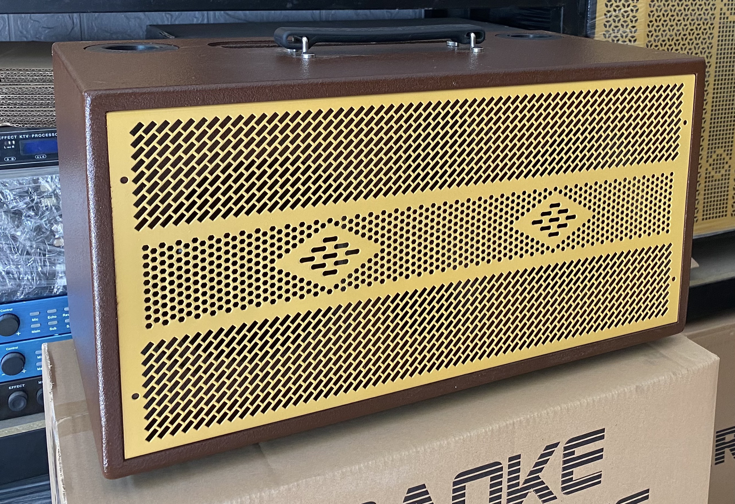 VỎ THÙNG LOA KÉO XÁCH TAY 2 BASS 16 LƯỚI SẮT