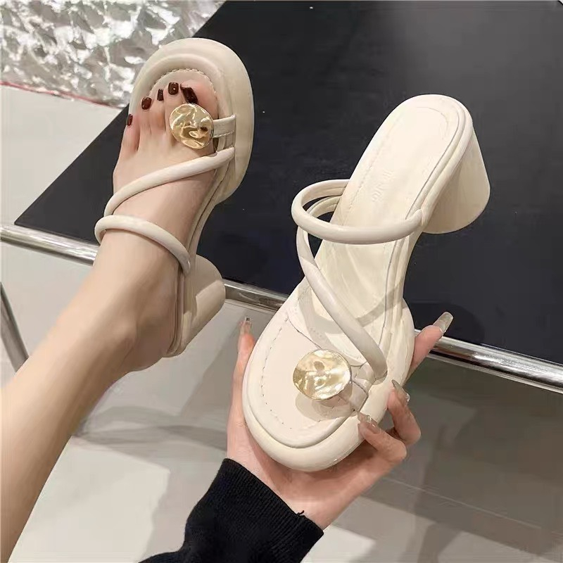 Dép nữ đế cao mác Hoa Vàng siêu đẹp