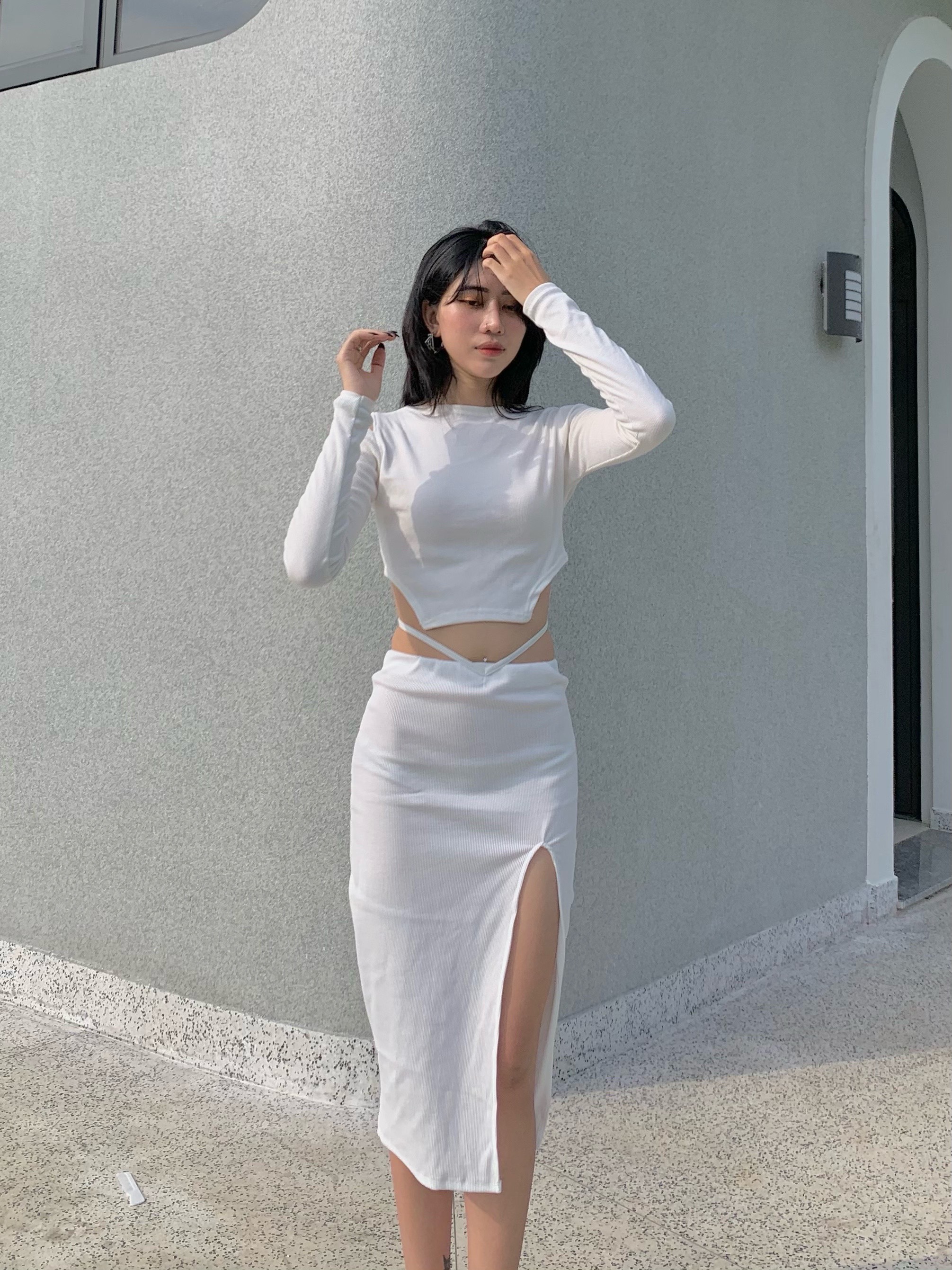 CHÂN VÁY TRẮNG XẺ TÀ CỘT DÂY EO sugarbomb.mode (24)