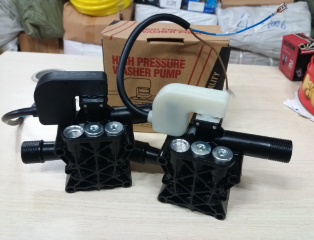 Đầu máy rửa xe mini, đầu máy rửa xe minigia đình dùng thay thế