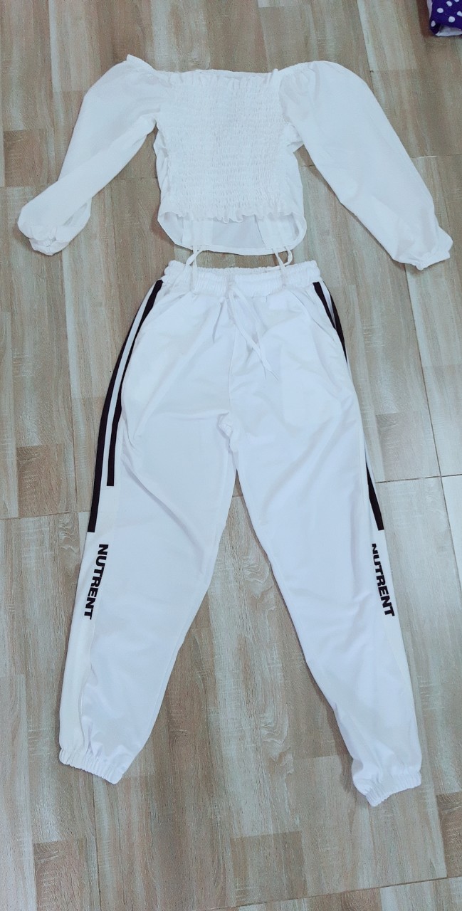Sét áo croptop tay phồng kèm quần cào siêu đẹp