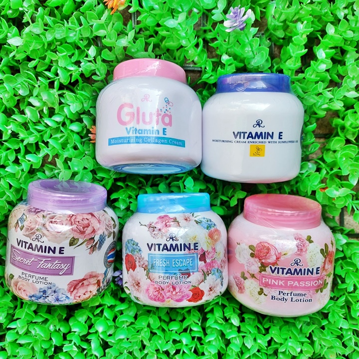 Kem Aron Vitamin E hương nước hoa dưỡng da cấp ẩm chống nứt nẻ Thái lan 200g - HKB368