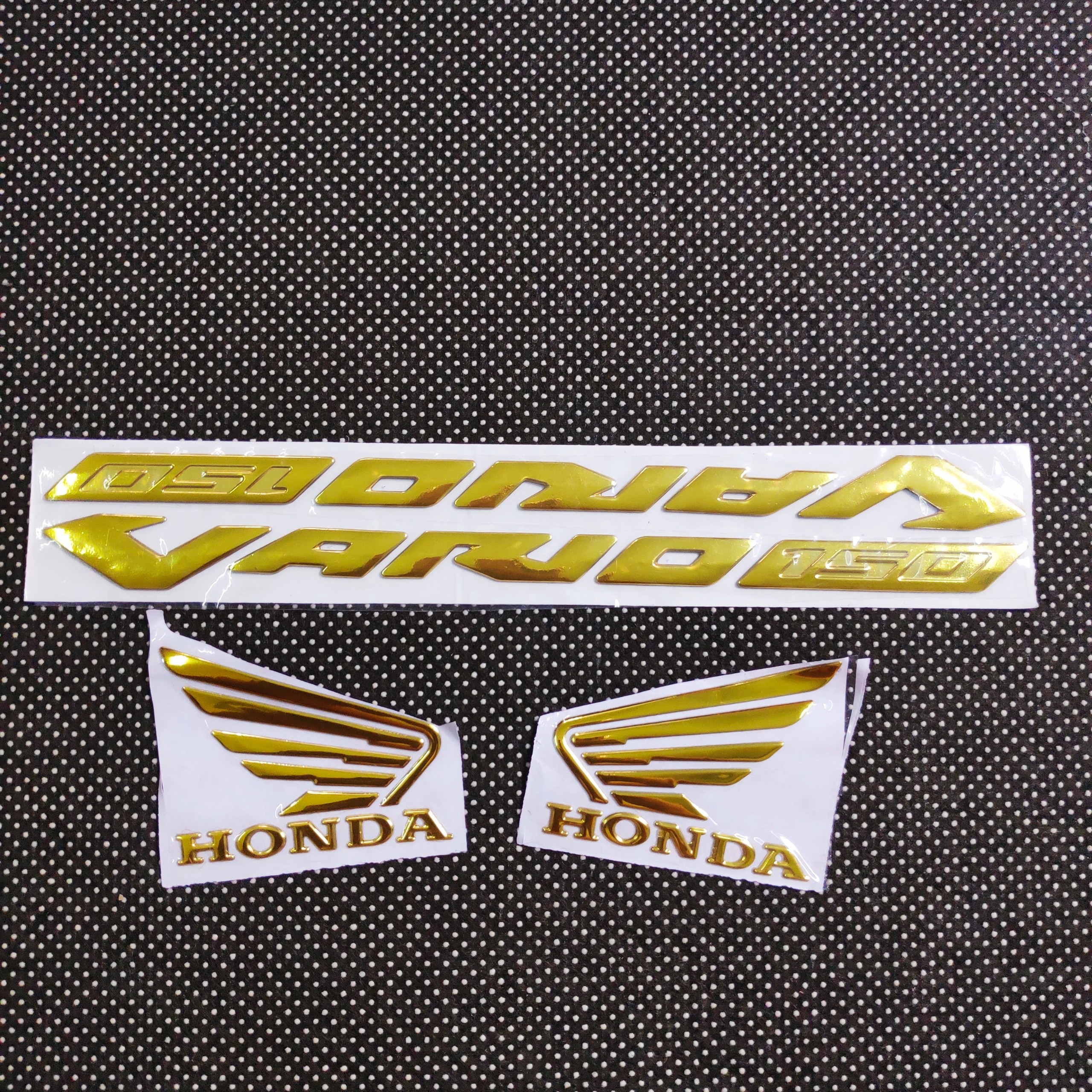 [MỌI NGƯỜI ƠI] COMBO bộ tem chữ tên xe VARIO 150 và tem cánh chim HONDA WINGS dán bên hông sườn xe máy, dán ốp sườn xe, trang trí xe siêu chất (MÀU VÀNG)