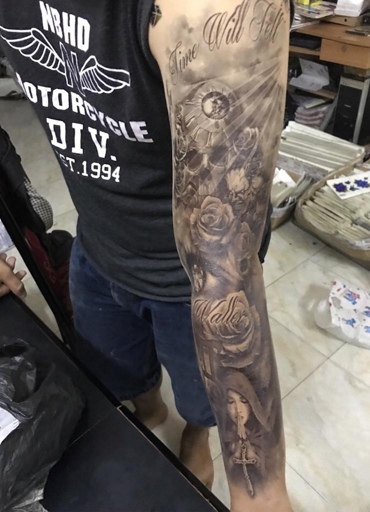 Combo 2 tấm hình xăm dán tattoo kín tay cô gái phương tây đen 17x48cm