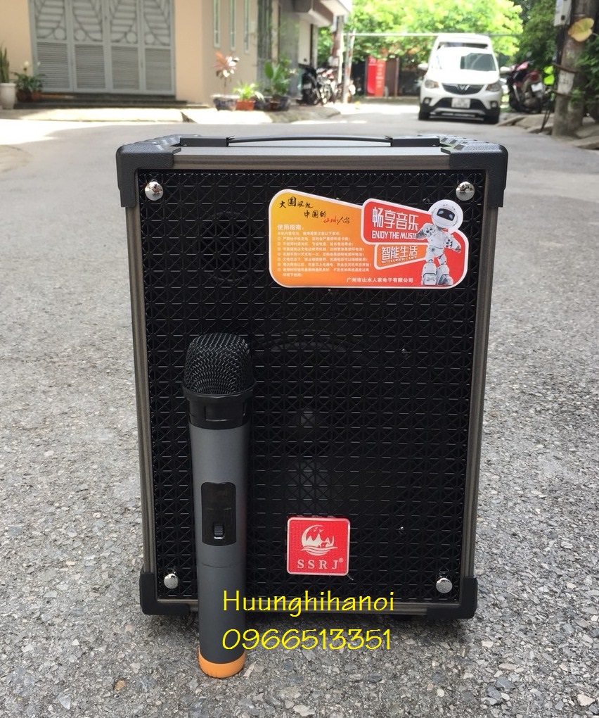 Loa karaoke mini tặng 1 micro không dây