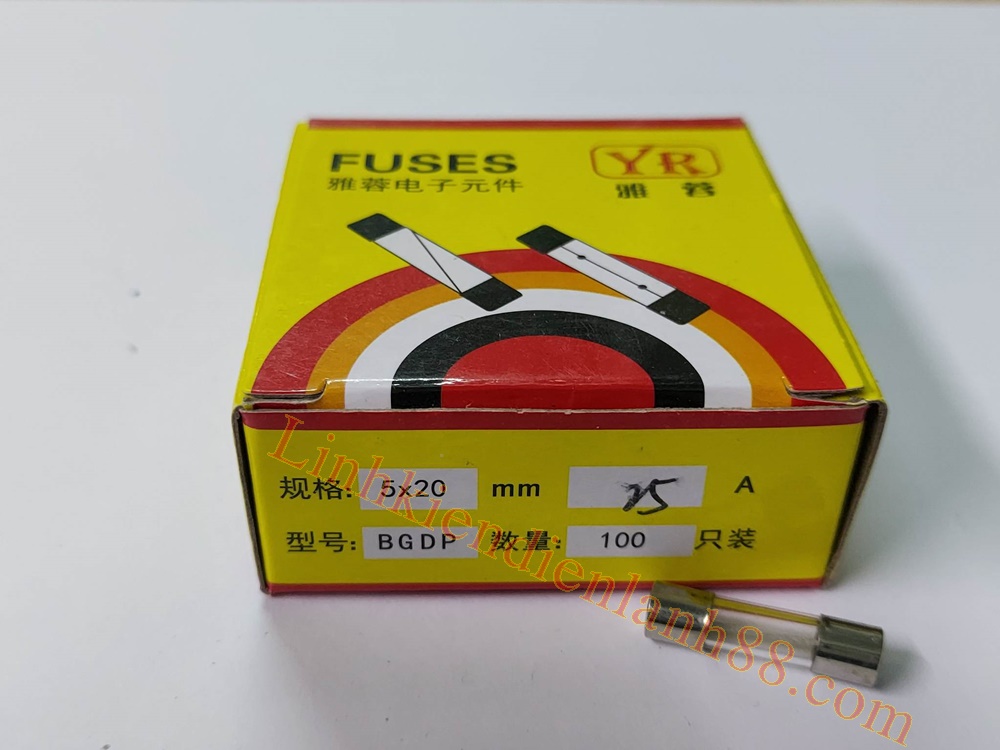 Hộp cầu chì thủy tinh 25a 250v 5x20mm mới 100%.