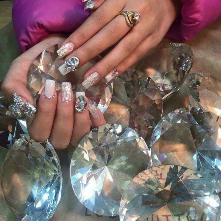 Đá chụp hình 80 mm nail