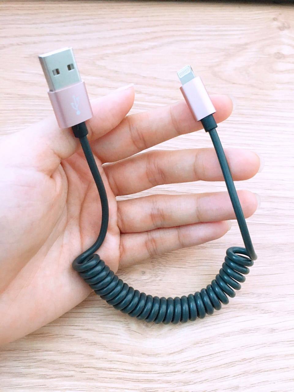 Dây cáp sạc lightning iphone ipad lò xo thế hệ 2 hỗ trợ sạc nhanh