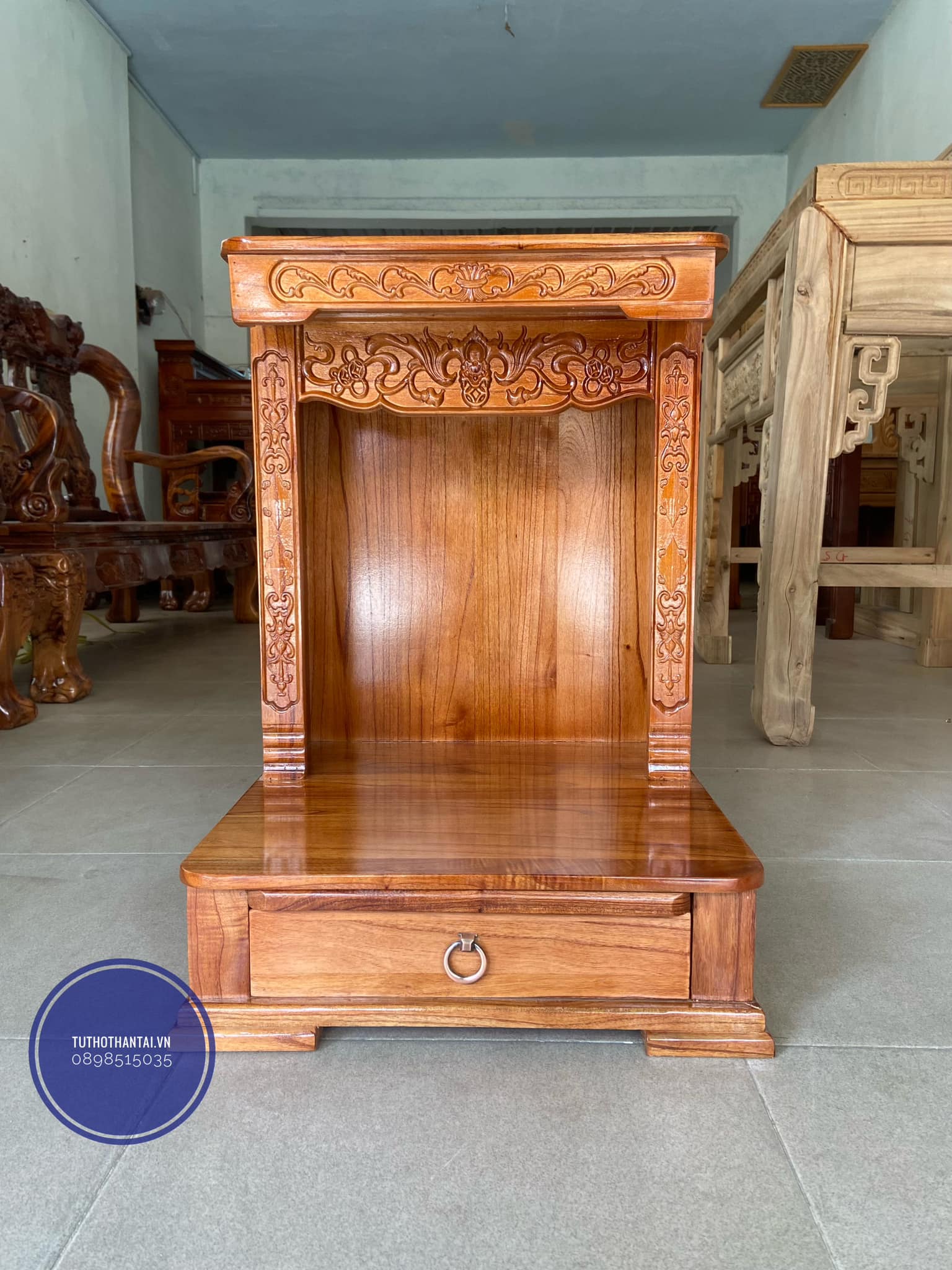 Bàn thờ thần tài ông địa mẫu hiện đại mới nhất 48 x 48 x 68CM