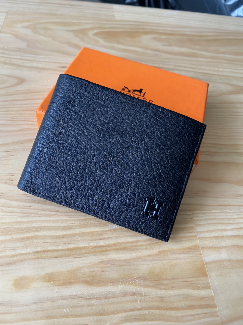 Ví Nam Cao Cấp HM. Sang trọng, đẳng cấp, thời thượng. Sản phẩm như hình. Full box
