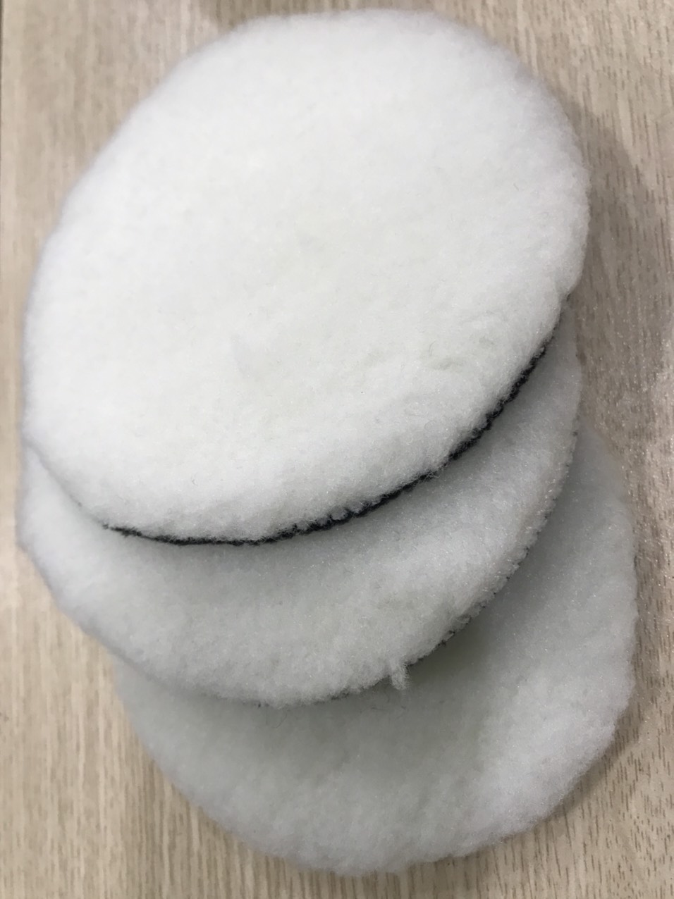 Miếng phớt lông cừu đánh bóng xe đường kính 100-125mm, có thể sử dụng nhiều lần bằng cách giặt với nước ấm và xà phòng