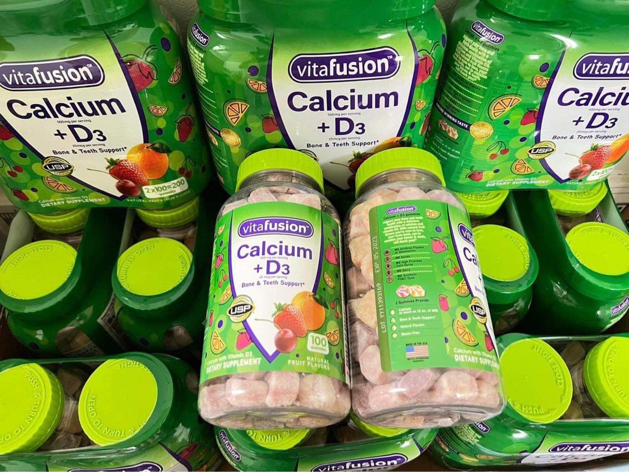 Kẹo dẻo bổ sung canxi Vitafusion Calcium 500mg 25mcg + Vitamin D3 100 viên