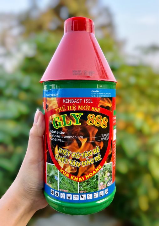 900ML THẾ HỆ MỚI GLY 888 DIỆT TRỪ CỎ TRANH, THÀI LÀI, TRINH NỮ THÂN GỖ, CÂY LE VÀ CÁC LOẠI CỎ KHÓ T R Ị KHÁC
