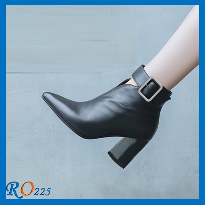 Giày boot bốt nữ cổ thấp 7 phân hàng hiệu rosata màu đen thời trang ro225
