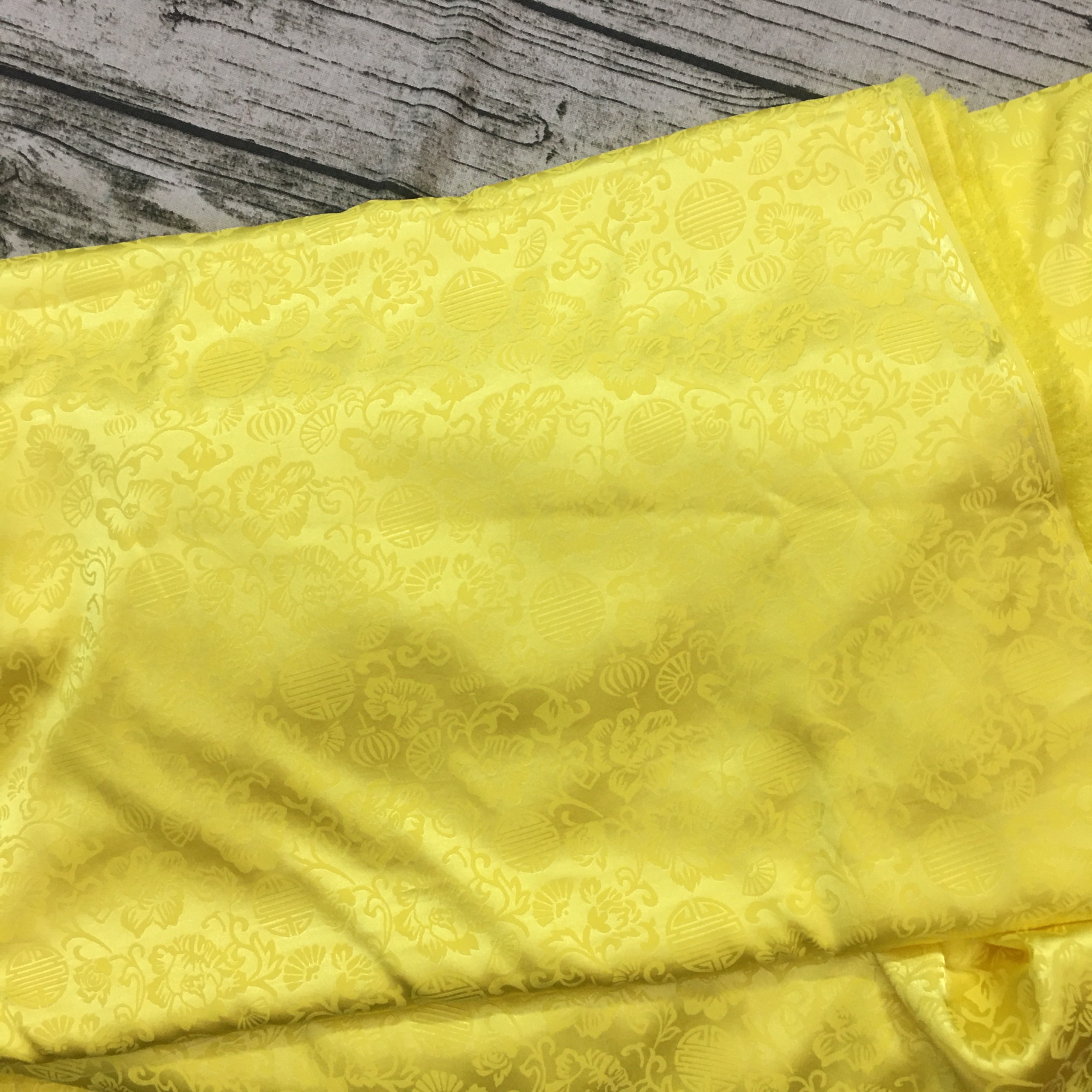 Vải gấm may áo dài, may áo bà ba cực đẹp. chỉ 199k/ vải áo