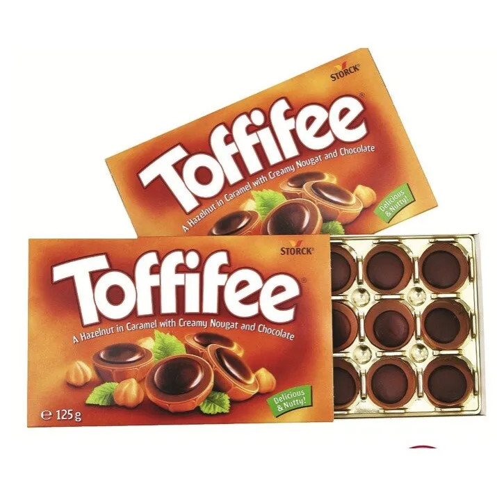 Toffifee caramel mềm phủ socola nhân hạt dẻ