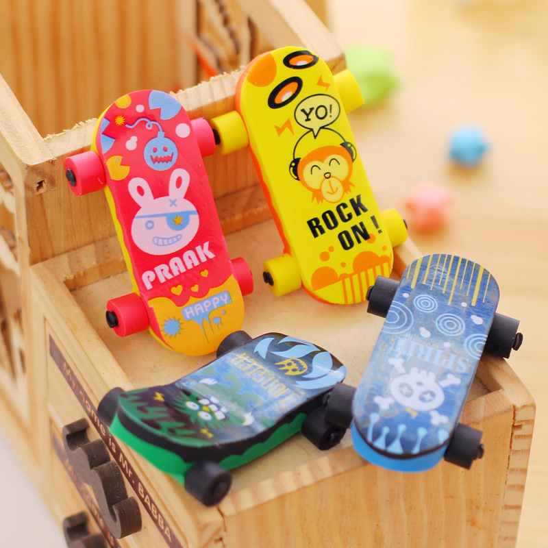 Set 5 Tẩy Ván Trượt Đồ Chơi, Qùa Tặng Cho Các Bé,Tẩy Độc Lạ