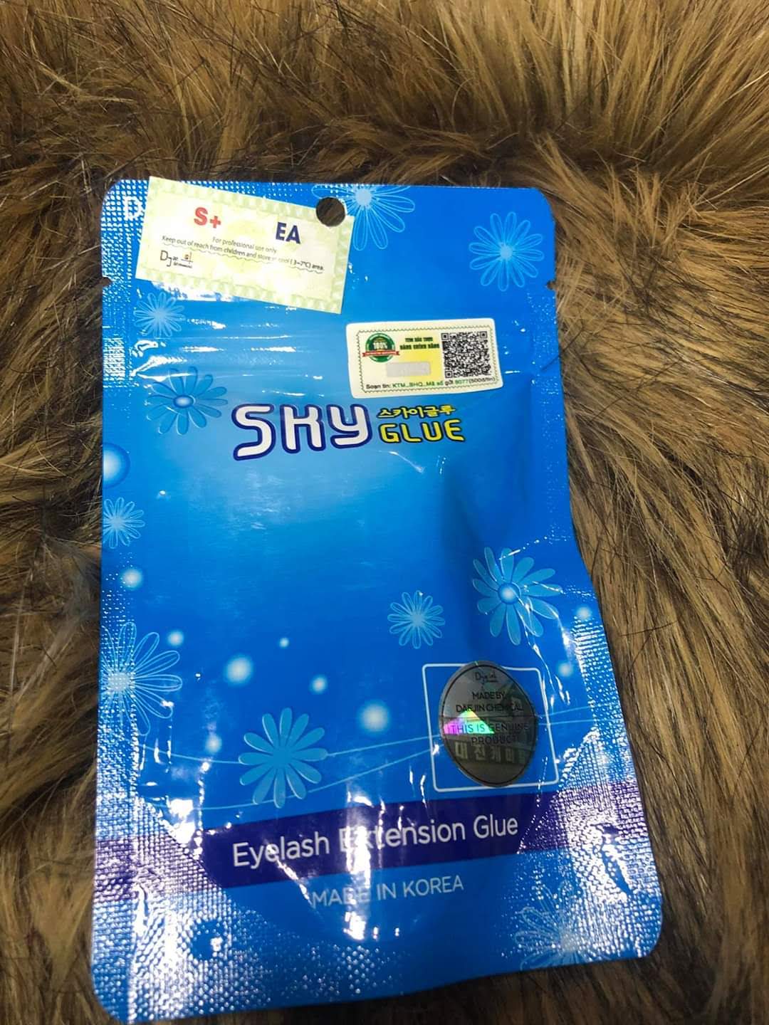 1 chai keo nối mi sky d+