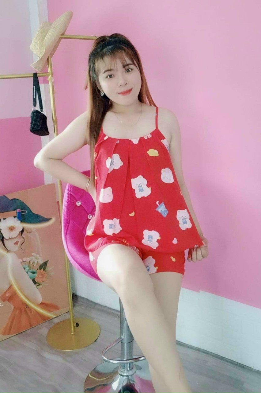 Set bộ lụa dây đùi xếp ly - đồ ngủ - đồ mặc nhà 40 - 55kg