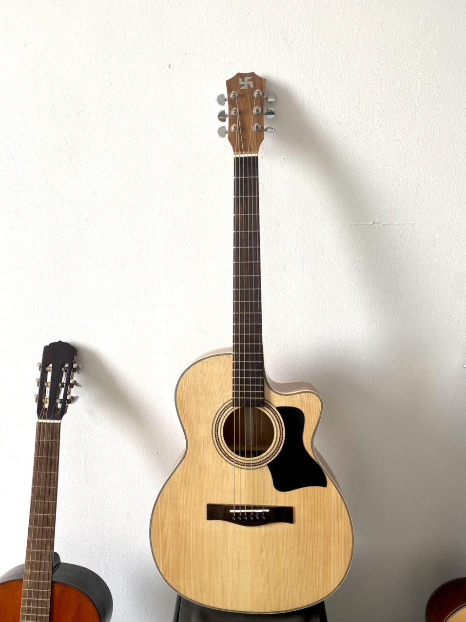 Acoustic Guitar Binh Nguyen A200 Hong Dao Ke - Best selling price range 2