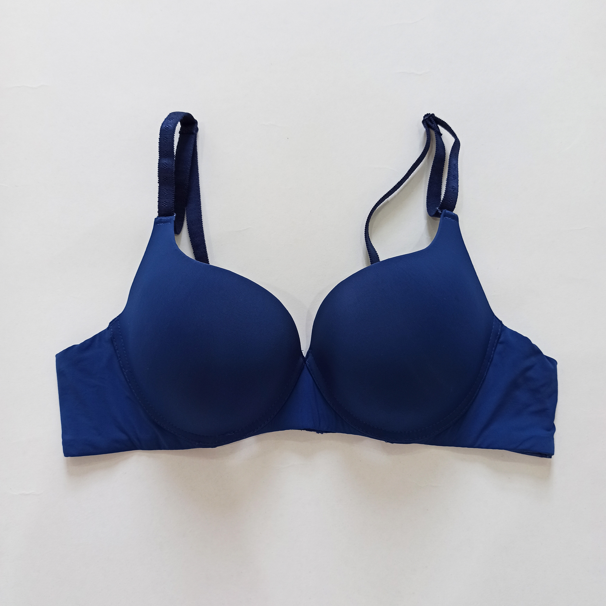 Áo ngực trơn mút mỏng mặc thoáng khí màu xanh size 343638