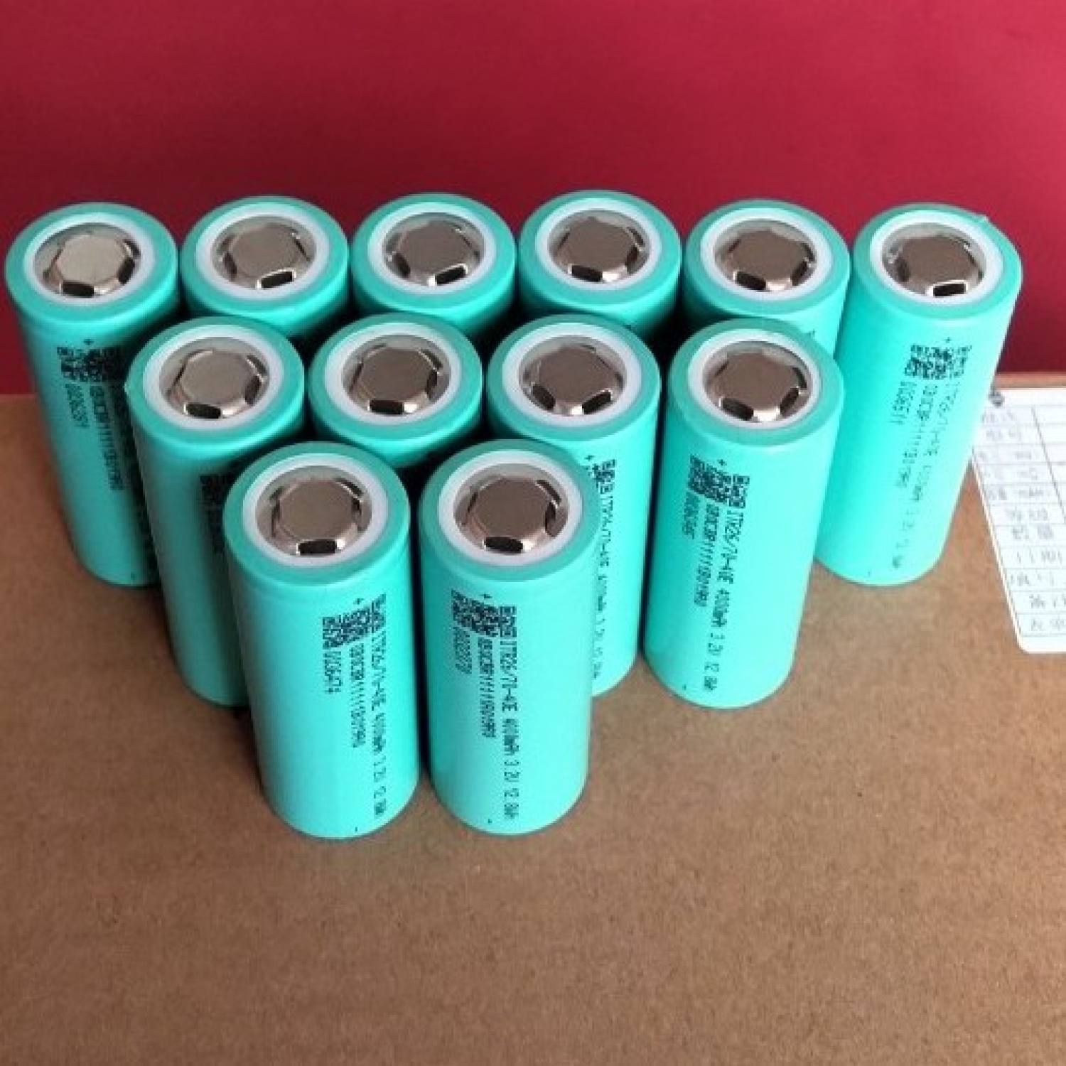 Pin Lithium Sắt đầu phẳng 26700 4000mAh 3.2v 3C max 8C sx 2021 20