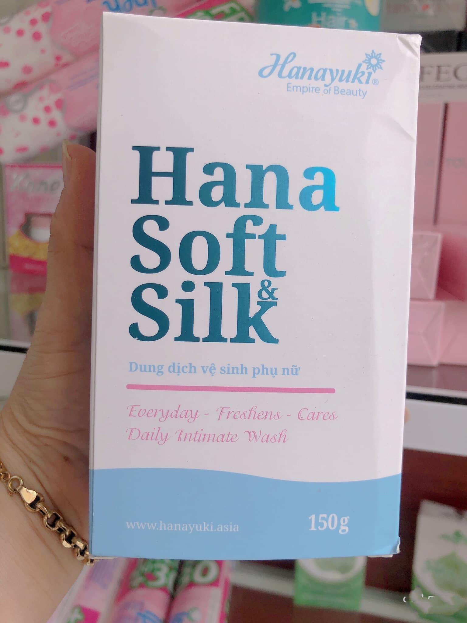 Dung dịch vệ sinh hana soft & silk- 150g