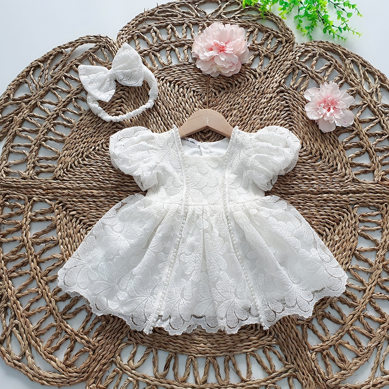 Váy  Đầm Trẻ Em Đầm công chúa cho bé gái sơ sinh hàng xuất xịn từ 2kg đến  9kg màu trắng thêu hoa kèm áo khoác
