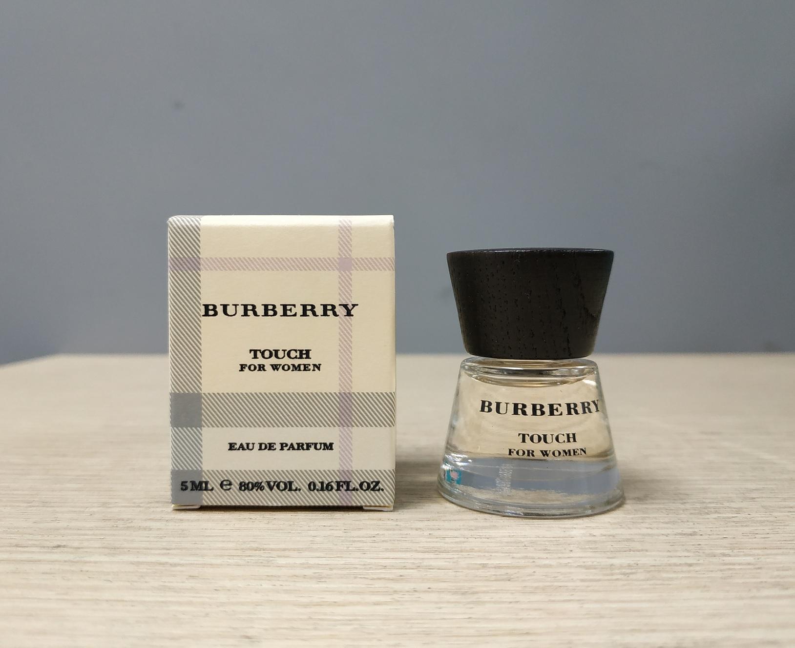 Tổng hợp Burberry Touch For Women giá rẻ, bán chạy tháng 3/2023 - BeeCost