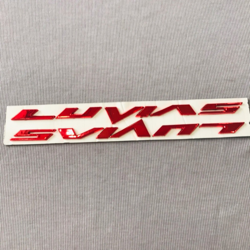 Tem Cặp chữ nhựa cứng logo Luvias màu Đỏ