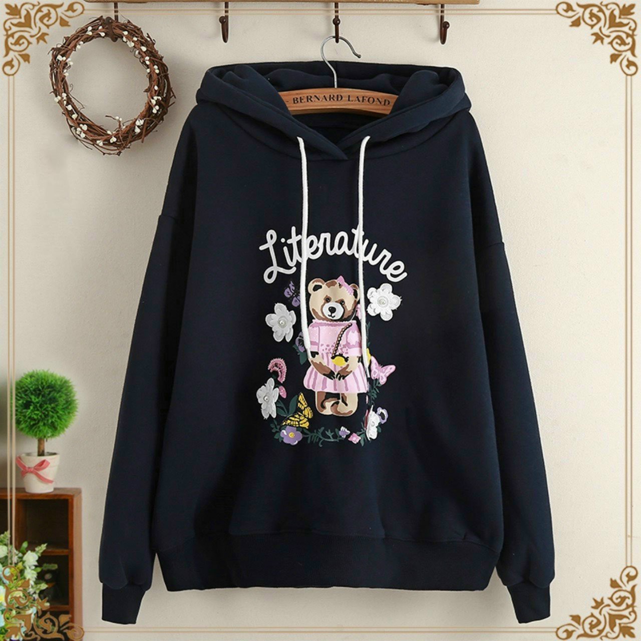 Áo Hoodie Tai Thỏ, in Chú Gấu Mặc Váy Siêu Đáng Yêu Trẻ Trung Hiện Đại.XTTT