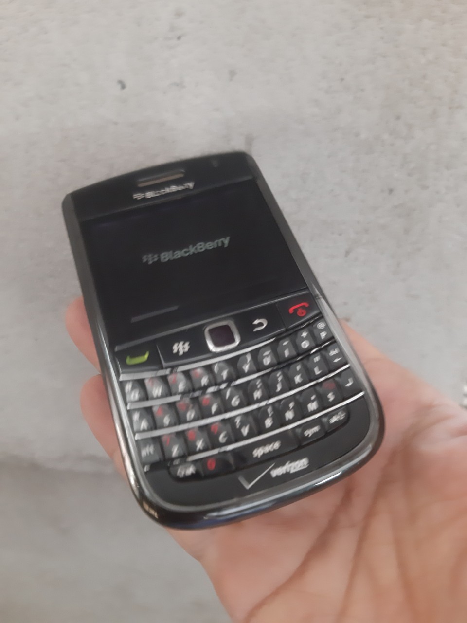 Blackberry 9650