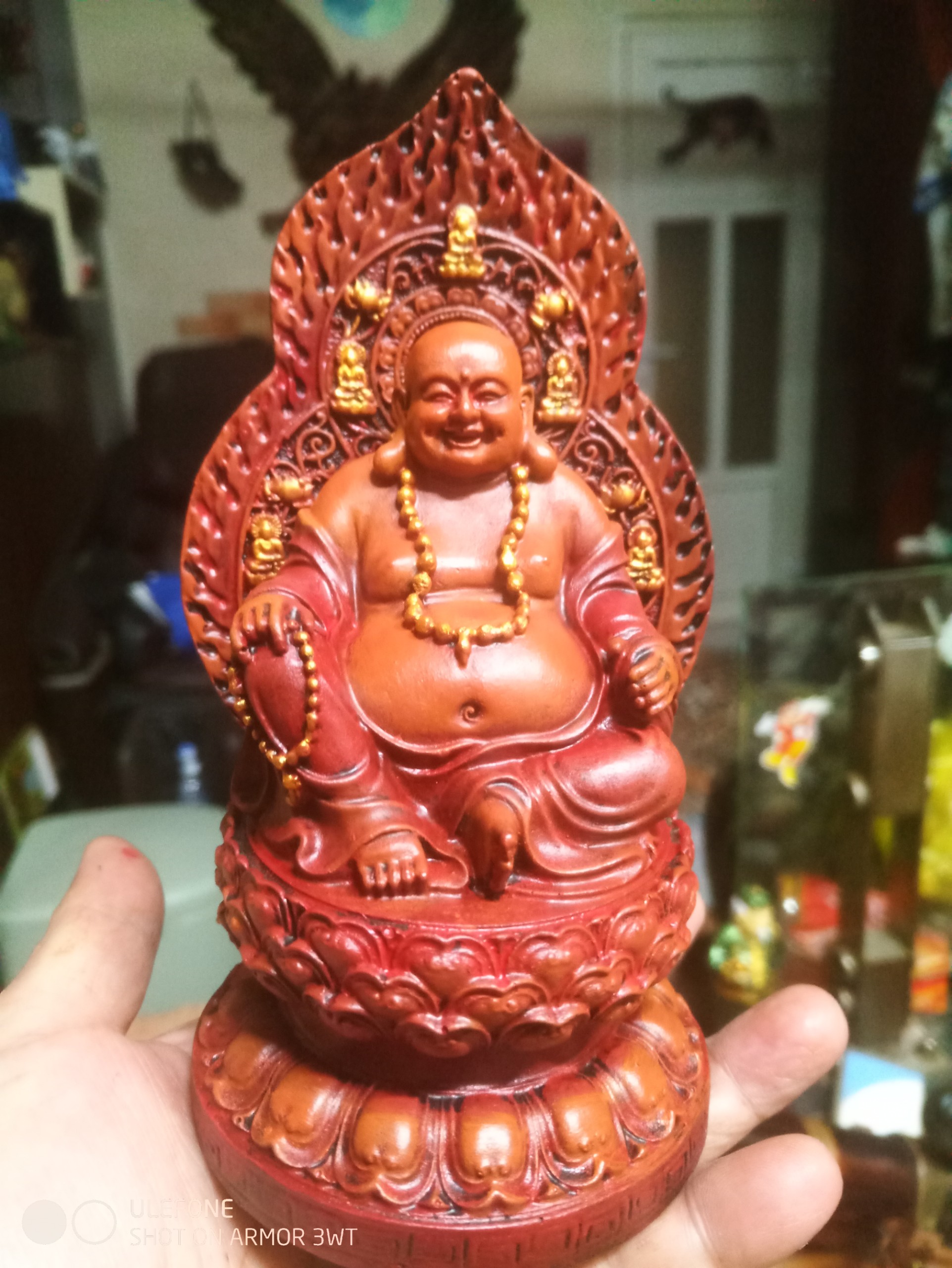Tượng Phật Di lặc lá bồ đề 18cm . bằng bột đá thạch anh