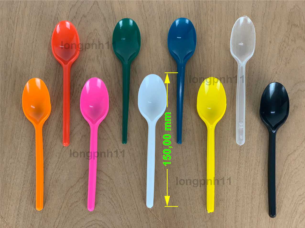 100 Muỗng nhựa dài 15cm trà sữa màu trắng, đỏ, xanh, đen, trong suốt, hồng vàng, cam .