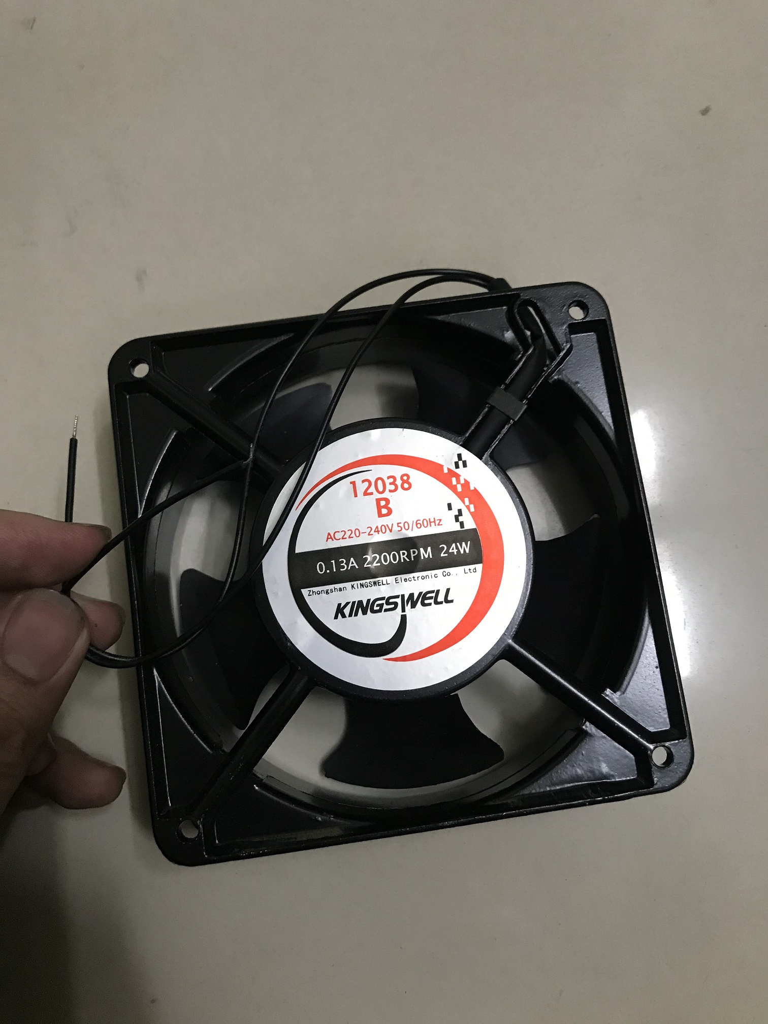 Quạt tản nhiệt quạt hút gió sunoh 2 dây 12x12