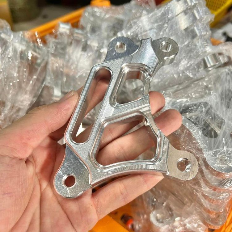 Pas heo trước VARIO150 size đĩa 260mm heo Brembo 2pis nhôm cnc nguyên khối