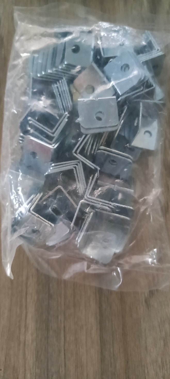 1 bịch ke sắt góc vuông 2cm