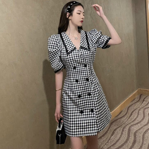 [HCM]ĐẦM XOÈ CARO CỔ VEST TAY PHỒNG ĐÍNH NÚT